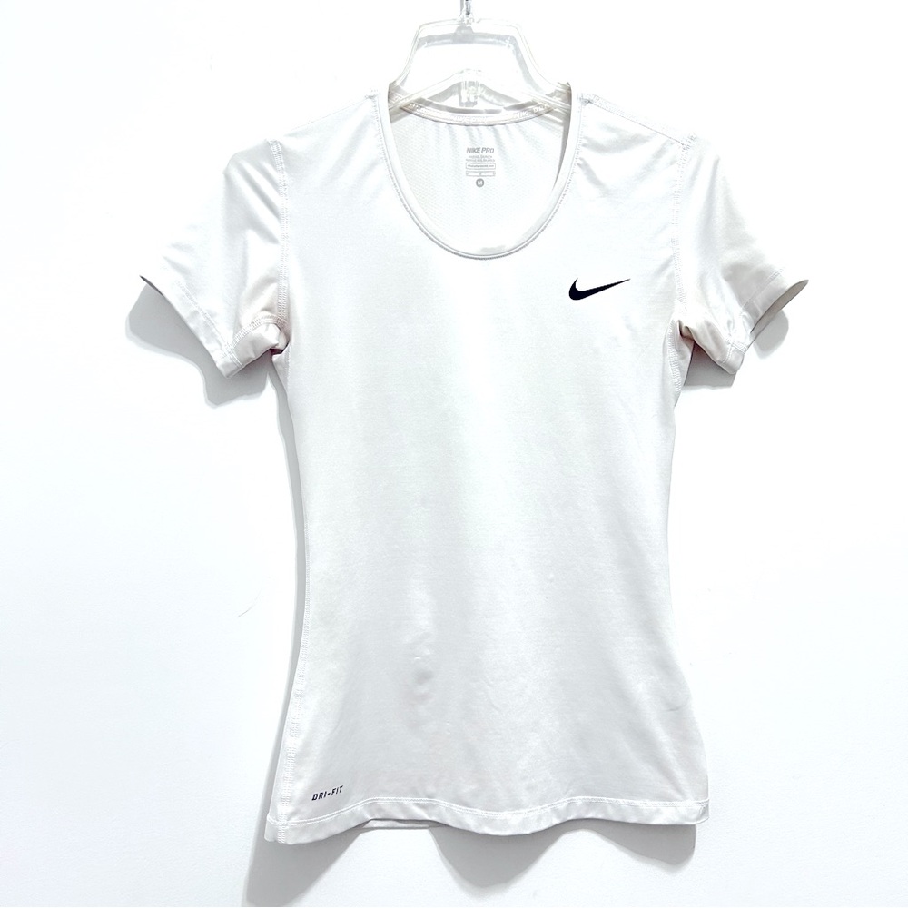 🔸Nike Dri-Fit White Women’s Athletic Tee - Picture 4 of 5